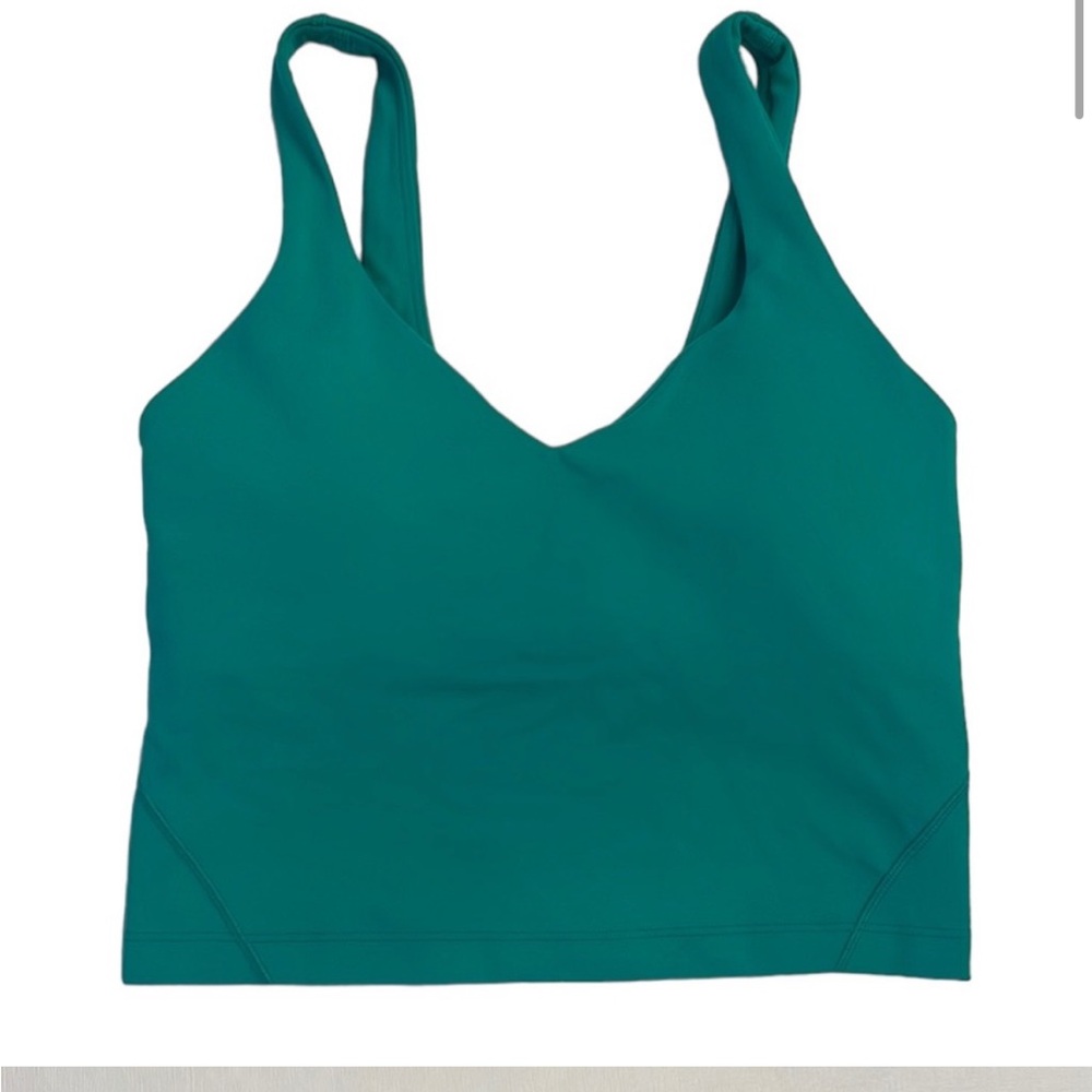 Green lulu top